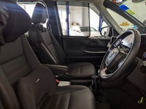 Suzuki Landy 1.8g Cvt (Hybrid)