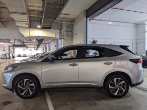 Toyota Harrier G Grade