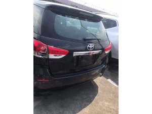 Toyota Wish 2.0 Auto (COE Till 04/2029)
