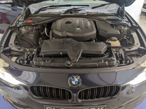 BMW 318i Sedan Led Nav