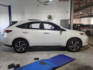 Toyota Harrier G Grade