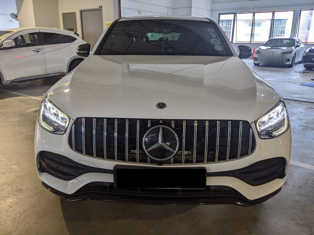 Mercedes Benz Glc300 4matic Coupe (r19 Led)