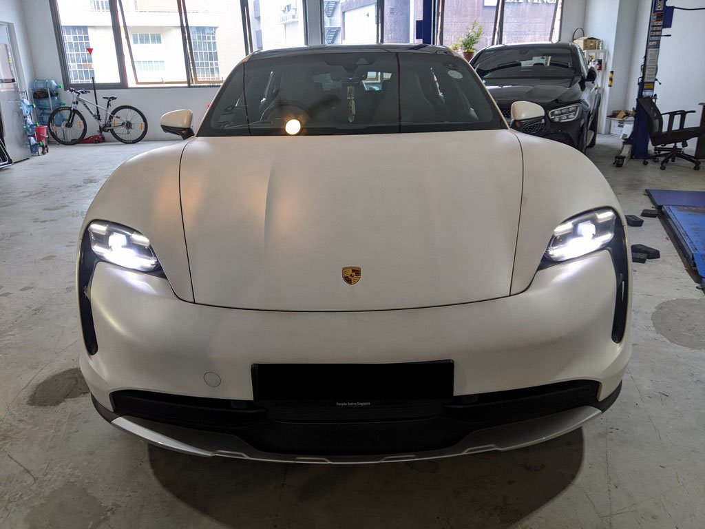 Porsche Taycan 4 Cross Turismo 4+1 Sr (y1a) (Electric Vehicle)