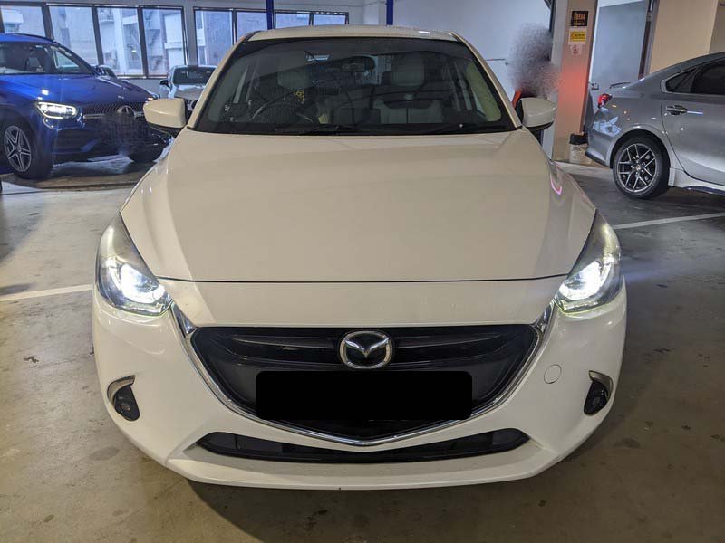 Mazda 2 Hatchback 1.5 At Deluxe 2wd