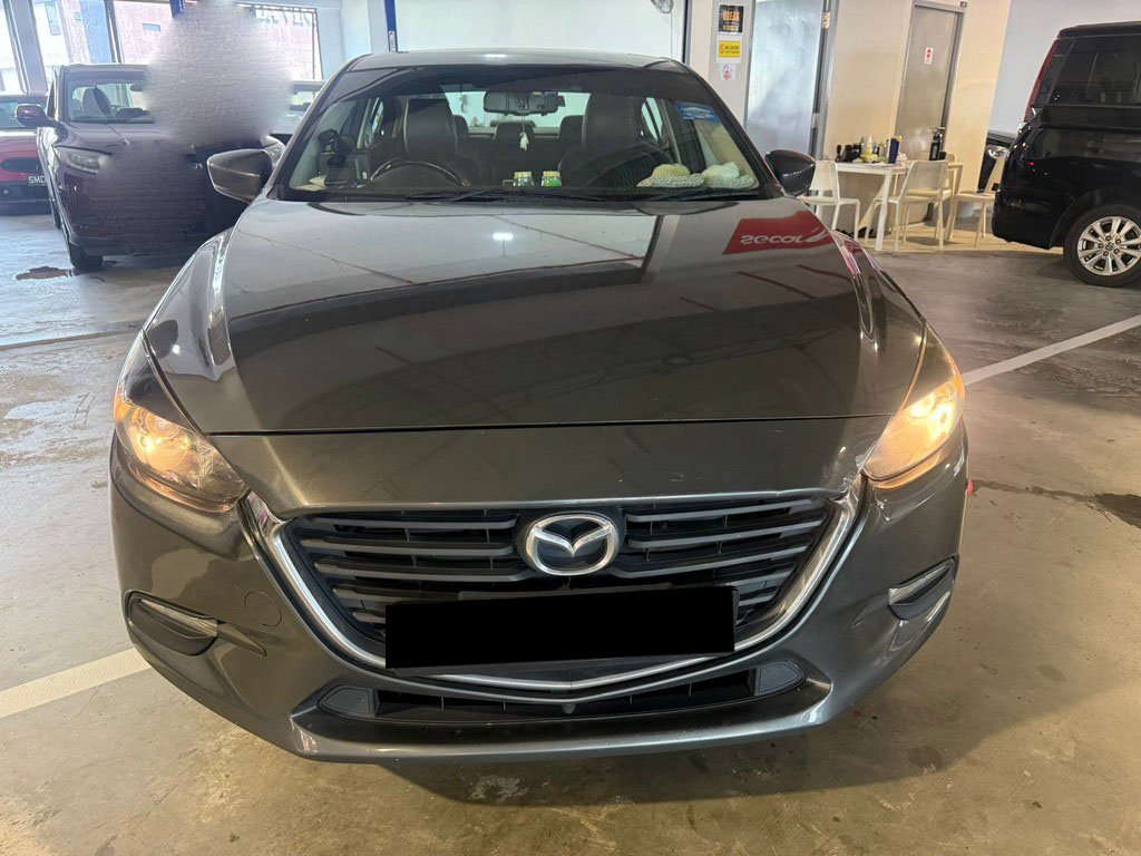 Mazda 3 Sedan 1.5 At Eu6