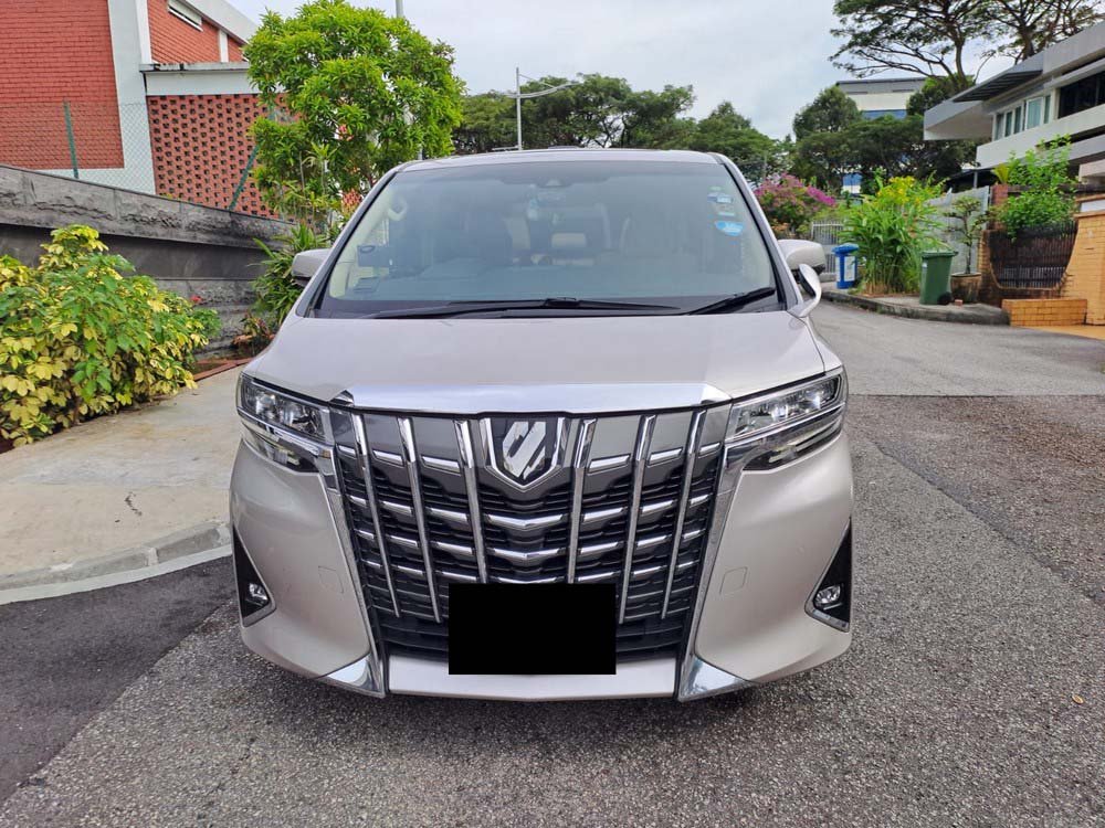 Toyota Alphard 8 Seater 2.5X Cvt