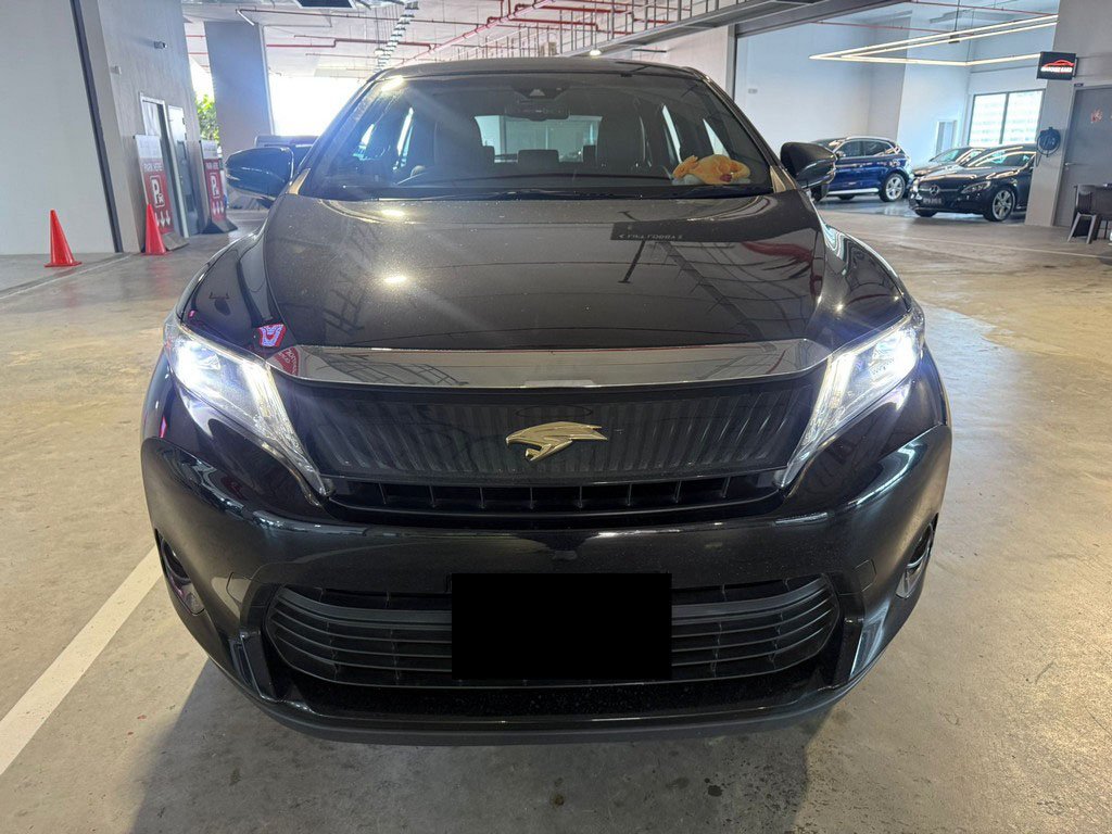 Toyota Harrier Premium 2.0 A