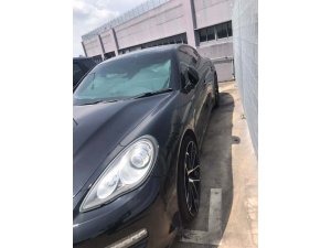 Porsche Panamera (COE Till 10/2031)