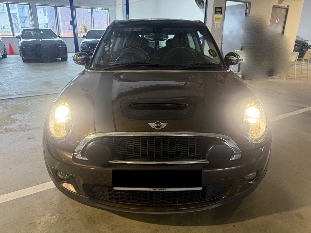 Mini Cooper S Clubman 1.6 A/t Abs Airbag (COE Till 03/2028)