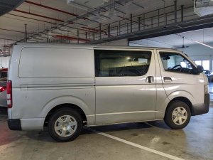 Toyota Hiace DX 3.0 Auto