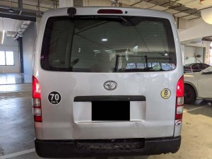 Toyota Hiace DX 3.0 Auto