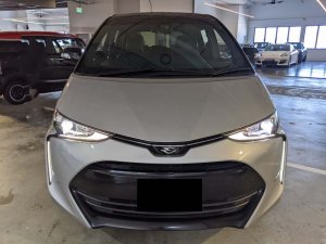 Toyota Estima Aeras Premium 2.4 Cvt