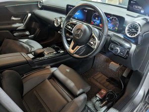 Mercedes Benz A180 Compact Saloon Progressive