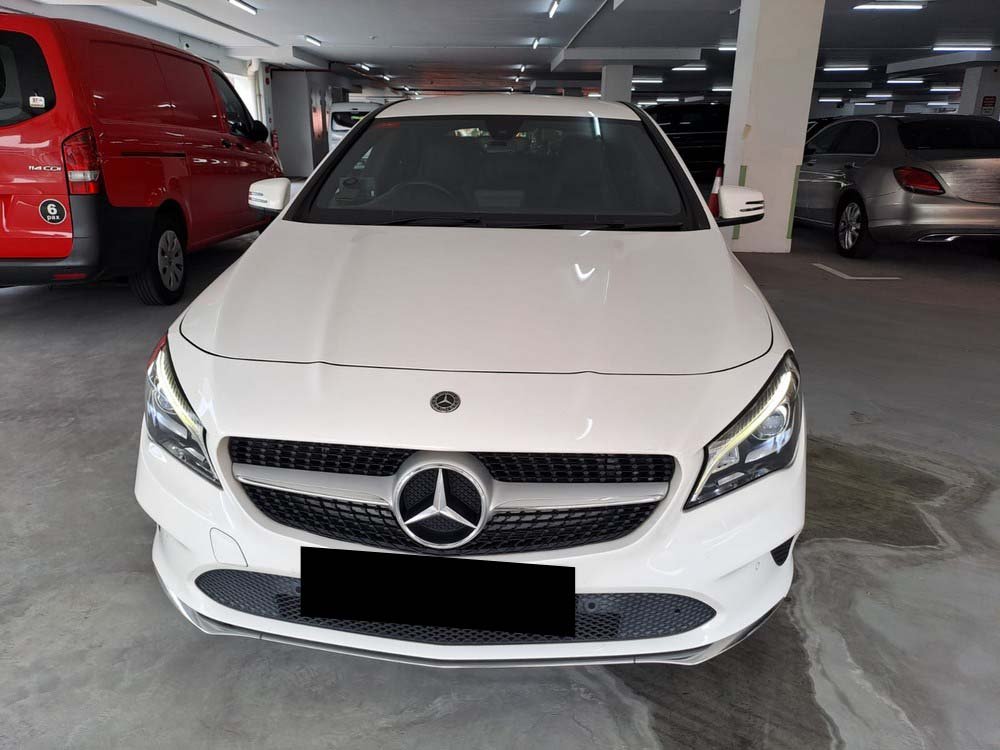Mercedes Benz CLA200 Coupe Urban (R18 Led)