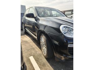Porsche Cayenne Turbo S Tiptronic (COE Till 09/2028)