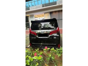 Toyota Alphard 2.5 Sr C Package Cvt (Hybrid)