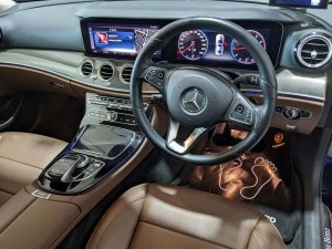 Mercedes Benz E250 Avg (R18 Led)