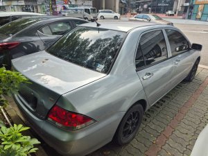 MITSUBISHI LANCER 1.6 A