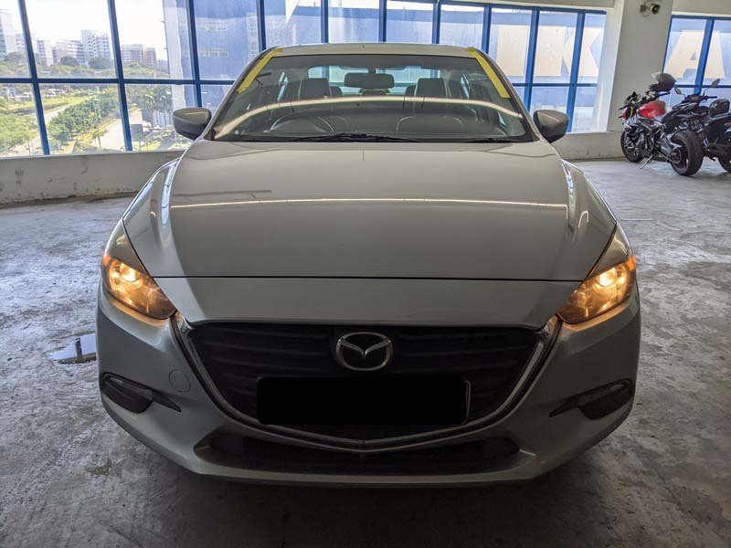 Mazda 3 Sedan 1.5 At Eu6