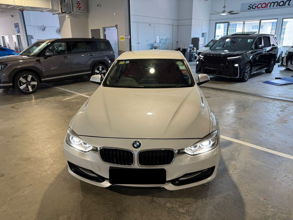 BMW 316i 1.6 At D/ab 4dr Abs Hid (COE Till 09/2033)