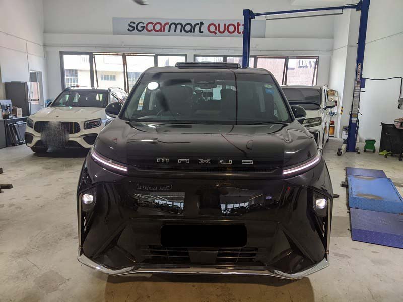 Maxus Mifa 9 Sunroof (Electric Vehicle)