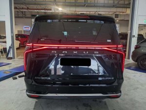 Maxus Mifa 9 Sunroof (Electric Vehicle)