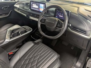 Maxus Mifa 9 Sunroof (Electric Vehicle)