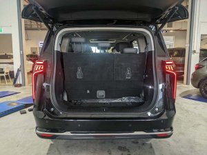 Maxus Mifa 9 Sunroof (Electric Vehicle)