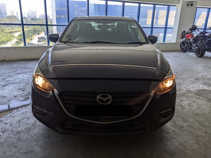 Mazda 3 Sedan 1.5 At Eu6