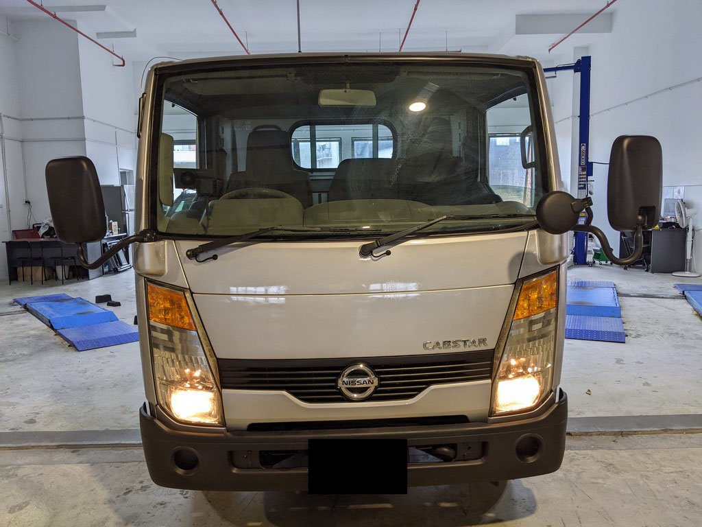 Nissan Cabstar 3.0 5m/t Abs 2dr 2wd Euro 5 (COE Till 04/2030)