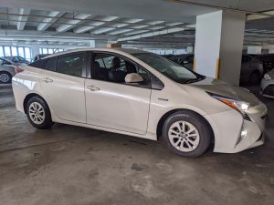 Toyota Prius 1.8 Cvt (Hybrid)