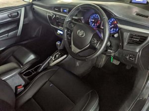 Toyota Corolla Altis Classic 1.6 Cvt