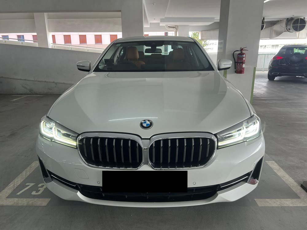 BMW 520I Executive Edition 48V Adpt Led HL (Hybrid)