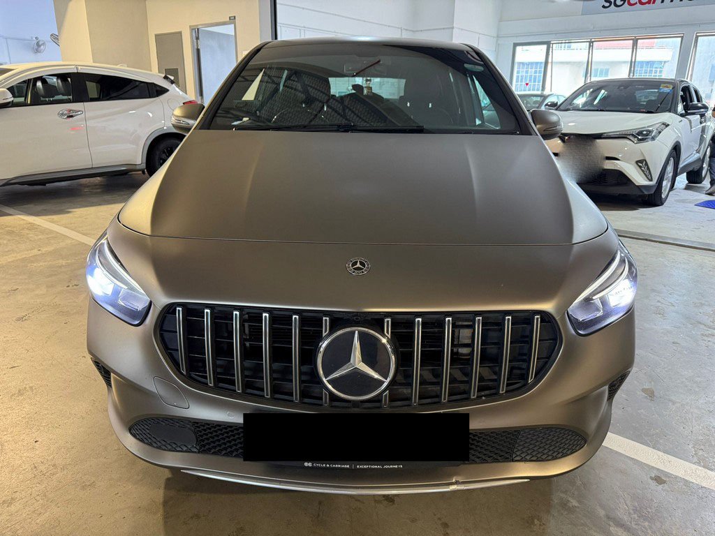 Mercedes Benz B200 Progressive (r18 Led)