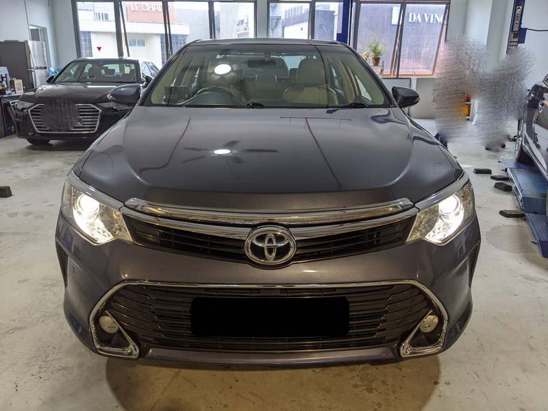 Toyota Camry 2.5 Auto