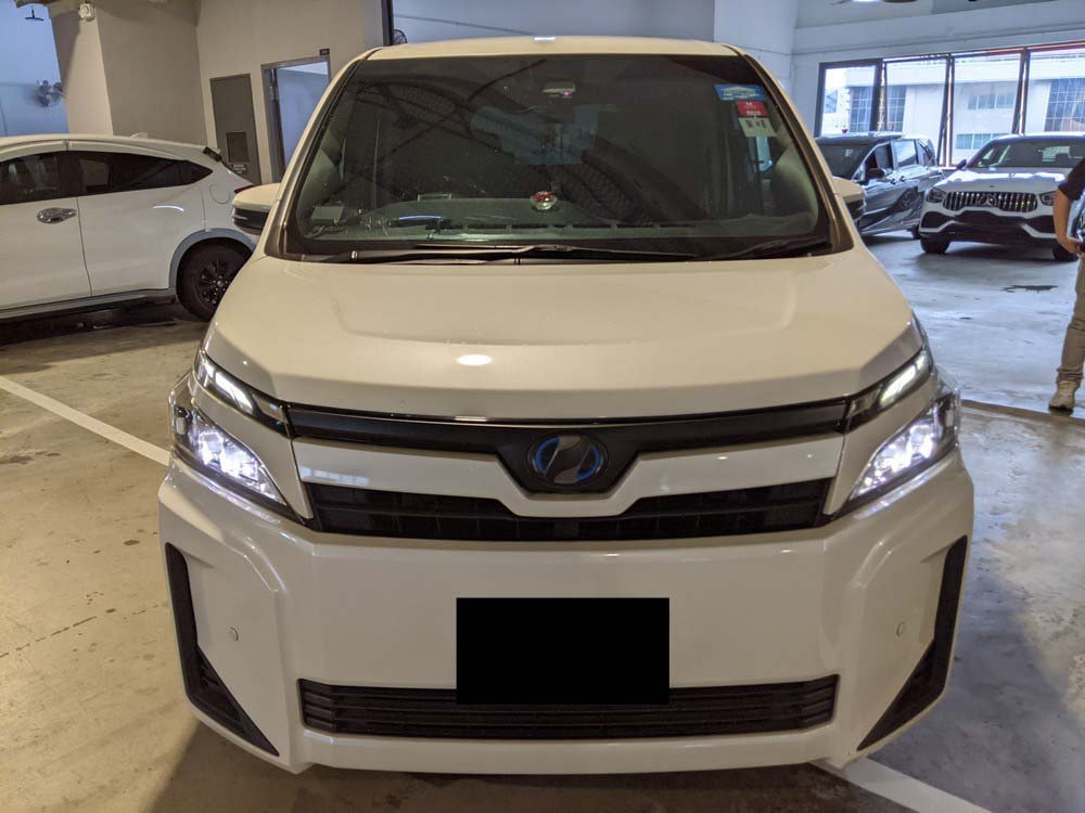 Toyota Voxy Hybrid 1.8X Cvt (Hybrid)