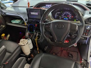 Toyota Voxy Hybrid 1.8X Cvt (Hybrid)