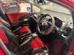 Honda Fit 1.3g A (COE Till 01/2029)