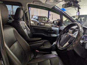Toyota Noah 7 Seater 1.8x Cvt (Hybrid)
