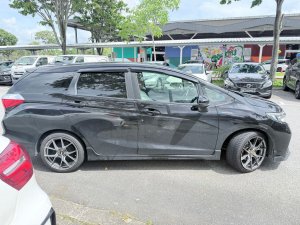 Honda Shuttle 1.5 Hybrid Cvt Abs D/airbag 2w (Hybrid)