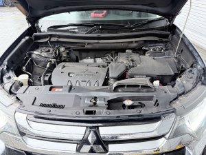 Mitsubishi Outlander 2.4 Cvt Awd S/r Facelift