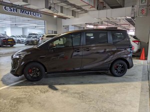 Toyota Sienta 1.5x Cvt (Hybrid)