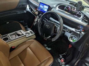 Toyota Sienta 1.5x Cvt (Hybrid)