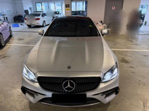 Mercedes Benz E300 Coupe (r19 Led Sr)