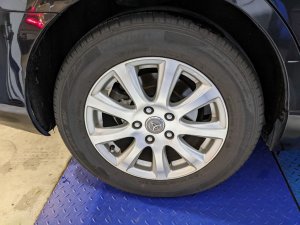 Toyota Camry 2.0 Auto Abs Airbag (COE Till 06/2028)