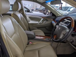 Toyota Camry 2.0 Auto Abs Airbag (COE Till 06/2028)