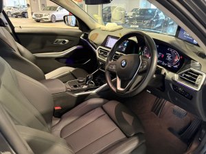 BMW 318i Adpt Led Hl Sportline