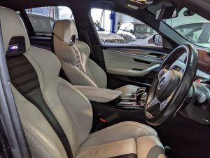 BMW M5 Saloon