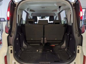 Toyota Sienta Hybrid Standard (Hybrid)