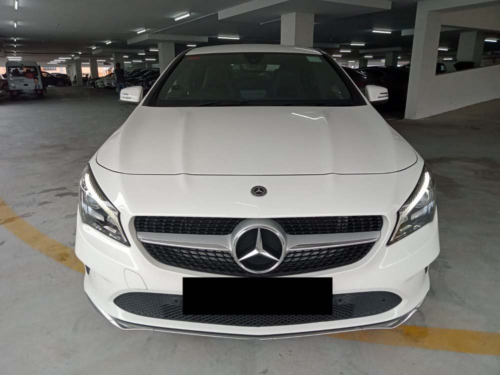 Mercedes Benz CLA180 Coupe Urban (R18 Led)